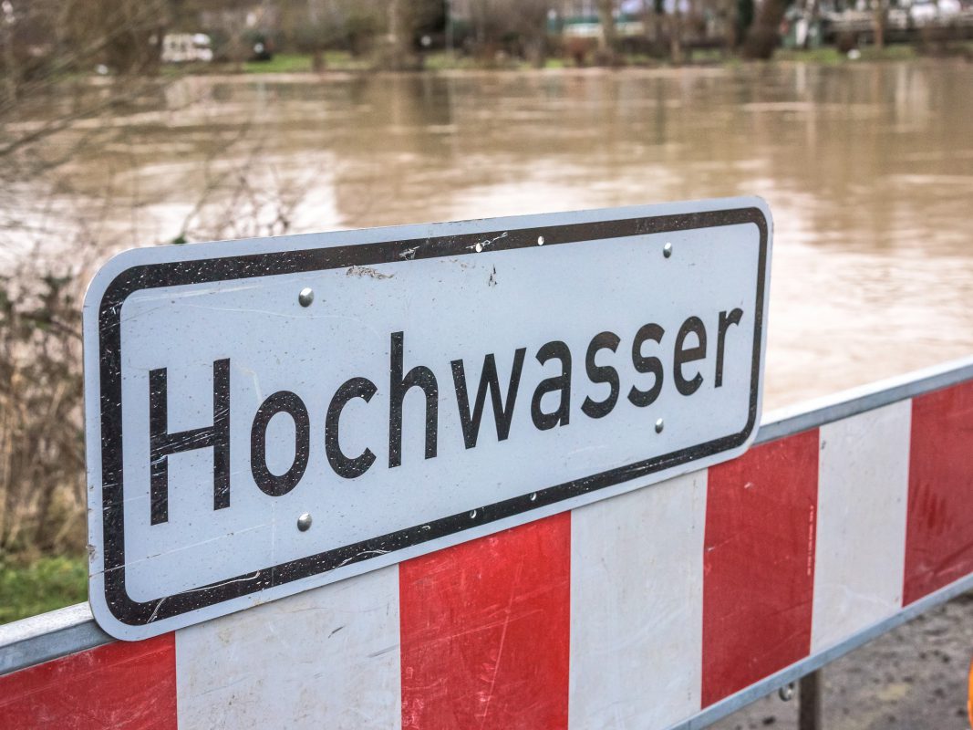 Amtliche Hochwasser-Warnung! Wasserpegel des Rheins und vieler Flüsse steigen immer weiter!