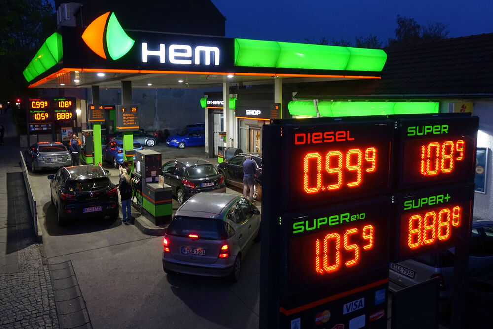Raubüberfall auf Tankstelle – Räuber schicken 12-jähriges Kind vor!