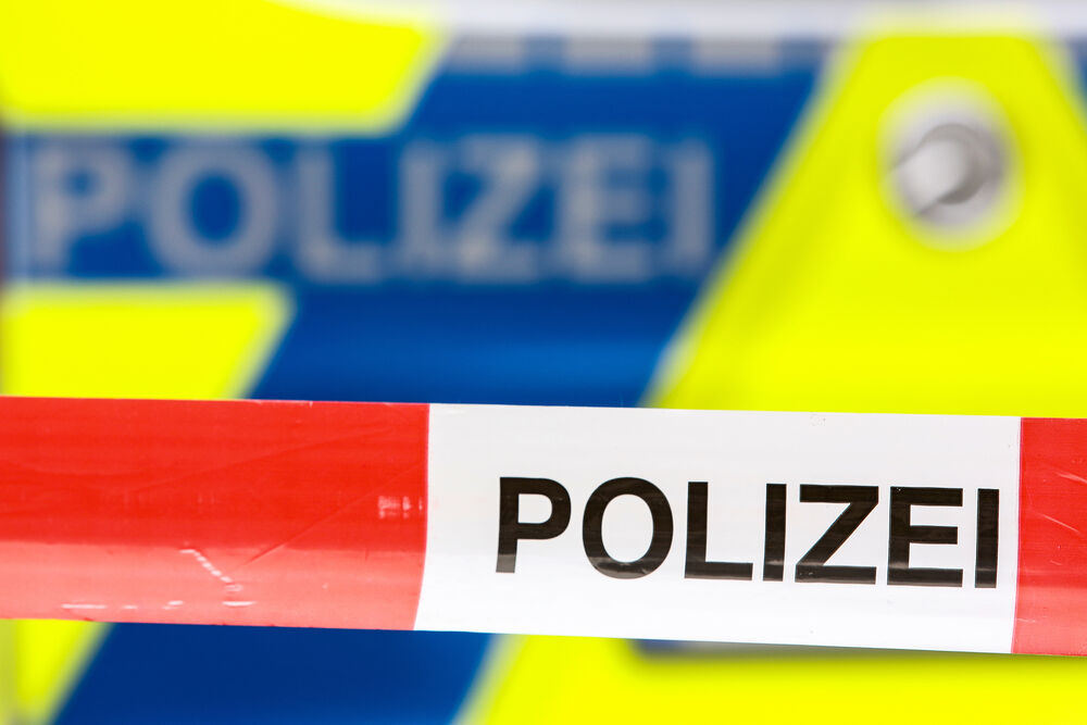 Amokalarm auf Volksfest! Mann mit Machete stürmt über Frühlingsfest!