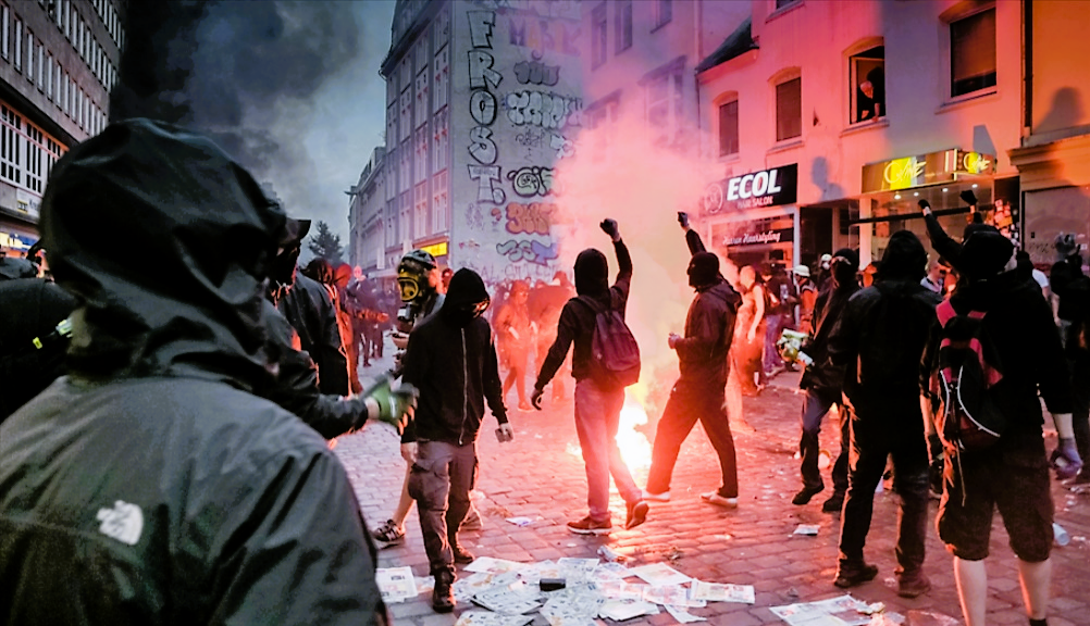 Unsere EM in Gefahr! Anschläge drohen - Bundespolizei hat scharfes Sicherheitskonzept vorbereitet