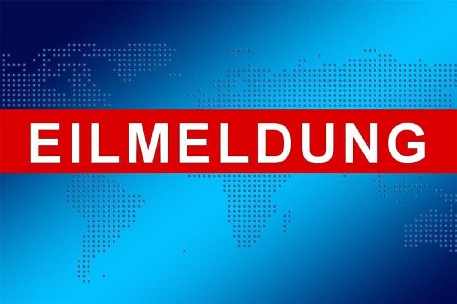 Eilmeldung! ICE kracht in stehenden Regionalzug - Schweres Zugunglück gemeldet!