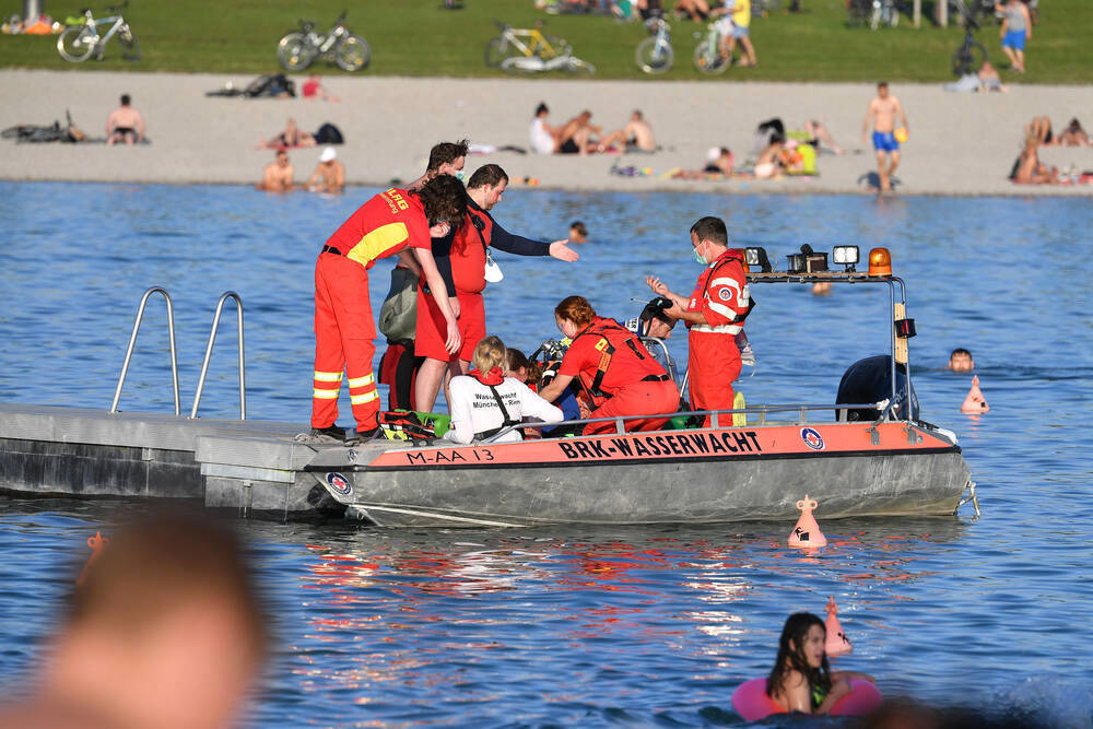 Todesdrama in Schleswig-Holstein - Nichtschwimmer (42) will Schlauchboot retten und ertrinkt!